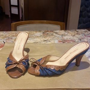 Isabella Fiore kitten heels